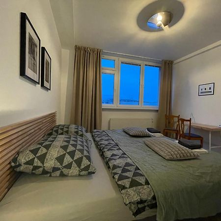 Old Town Apartment Black Bratislava Exterior photo